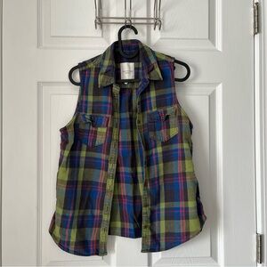 EUC Gilly Hicks Plaid Button Up Vest size Small - Multicolor